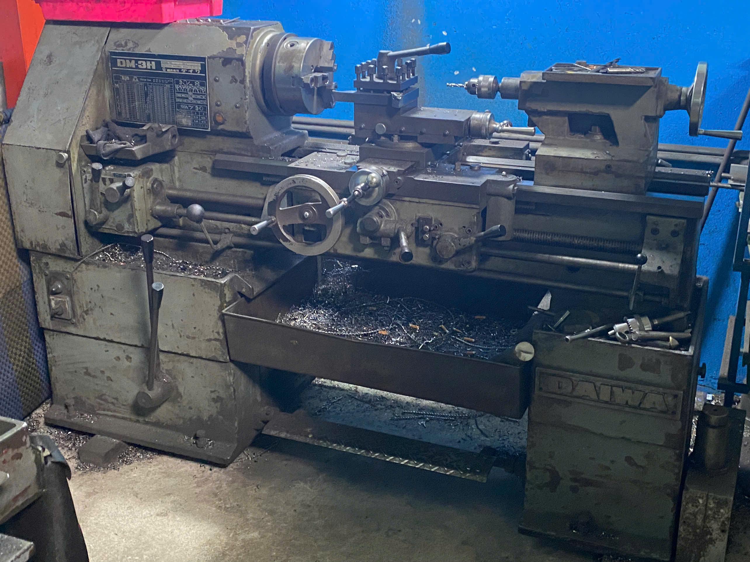 Lathe machine.jpg